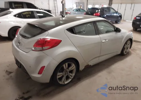 2012 Hyundai Veloster Base W/Gray z USA, uszkodzony, nr VIN KMHTC6AD5CU061202